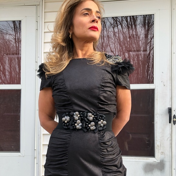 Dress - Picture 5 of 6